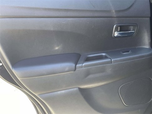 Used 2016 Mitsubishi Outlander Sport SEL image 10