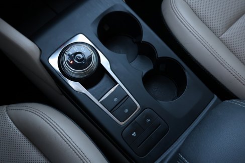Used 2020 Ford Escape SEL image 24