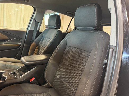 Used 2018 GMC Terrain SLE w/ Driver Convenience Package image 19