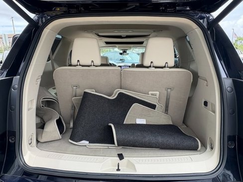 Used 2022 GMC Acadia Denali w/ Denali Ultimate Package image 22