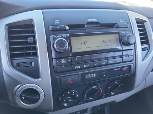 Used 2012 Toyota Tacoma 4x4 Access Cab V6 image 17