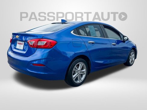 Used 2016 Chevrolet Cruze LT w/ Convenience Package image 6