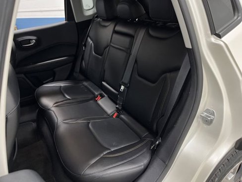 Certified 2018 Jeep Compass Limited w/ Navigation Group image 30