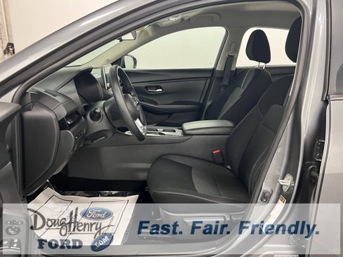 Used 2023 Nissan Sentra SV image 26