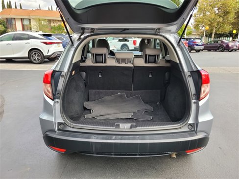 Used 2017 Honda HR-V EX image 18