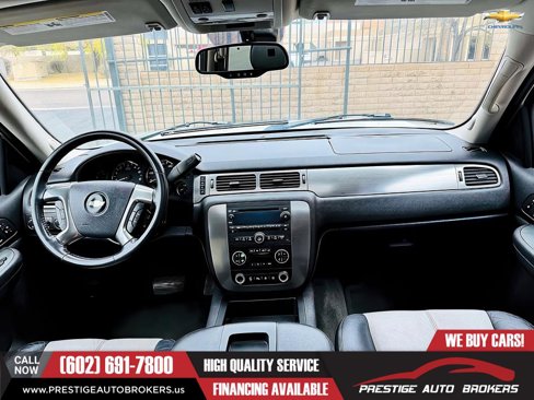 Used 2007 Chevrolet Suburban LT w/ LT Preferred Equipment Group image 9