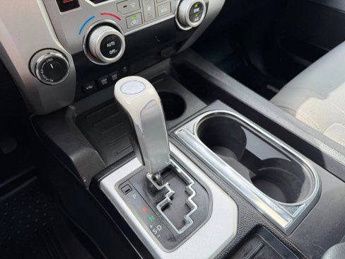 Used 2021 Toyota Tundra SR5 w/ TRD Off-Road Package image 18