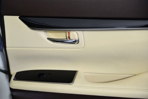 Used 2018 Lexus ES 350 image 9