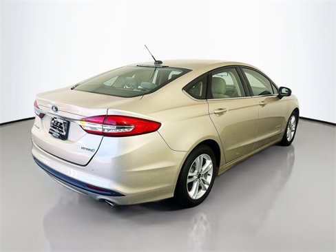 Used 2018 Ford Fusion S image 7