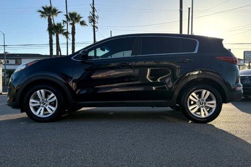 Used 2019 Kia Sportage LX image 8