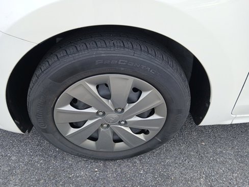Used 2020 Kia Rio LX image 2