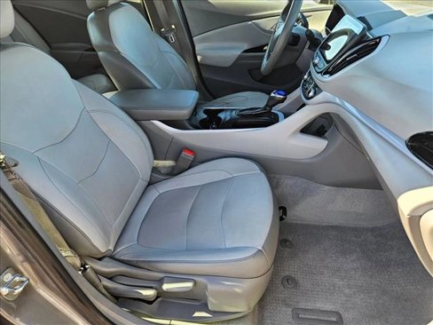 Used 2018 Chevrolet Volt LT w/ LT Driver Confidence Package image 19