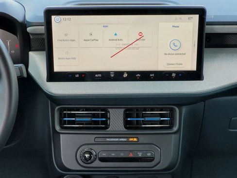 New 2025 Ford Maverick XLT image 32