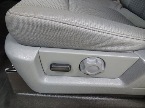 Used 2013 Ford F150 XLT w/ XLT Convenience Pkg image 26