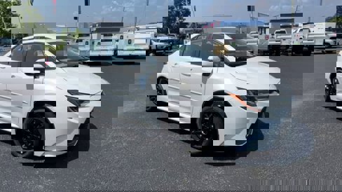 Used 2021 Toyota Corolla LE w/ Carpet Mat Package (TMS) image 2