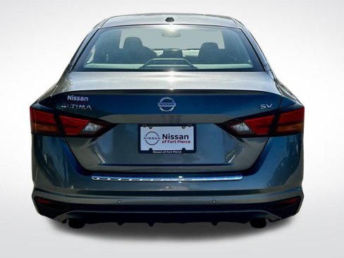 Used 2021 Nissan Altima 2.5 SV image 5