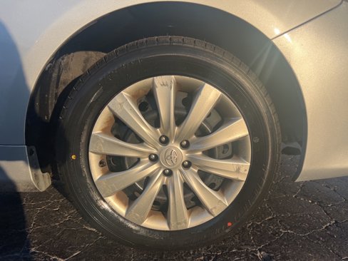 Used 2013 Toyota Corolla LE image 45
