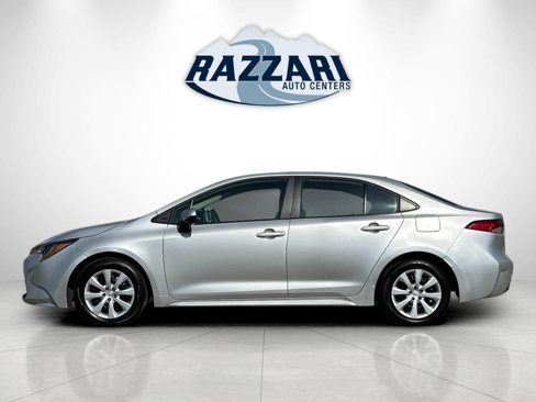 Used 2024 Toyota Corolla LE image 6