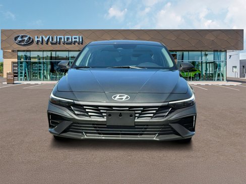 New 2025 Hyundai Elantra SE image 12