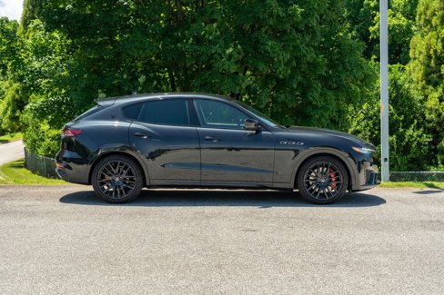 Used 2024 Maserati Levante Modena Ultima image 8