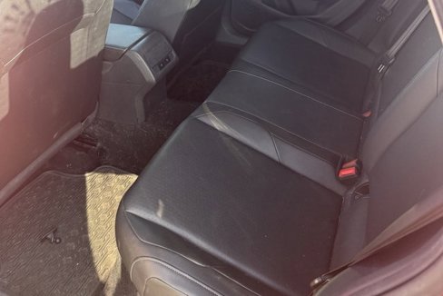 Used 2019 Volkswagen Jetta SEL w/ Cold Weather Package image 4