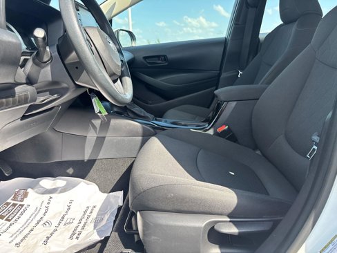 Used 2022 Toyota Corolla LE image 24