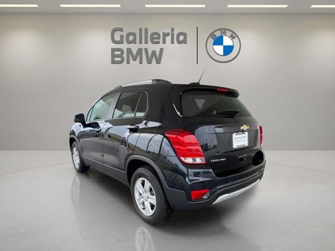 Used 2021 Chevrolet Trax LT w/ Driver Confidence Package image 12