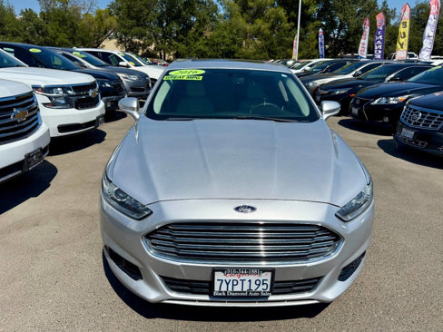 Used 2016 Ford Fusion Titanium image 2