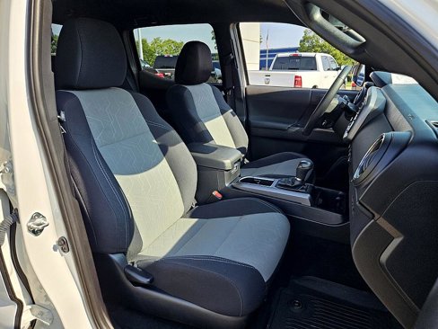 Used 2021 Toyota Tacoma TRD Sport image 15