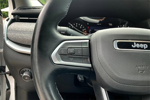 Used 2022 Jeep Compass Latitude w/ Convenience Group image 11