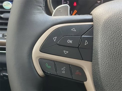 Used 2016 Jeep Grand Cherokee Limited 75th Anniversary image 32