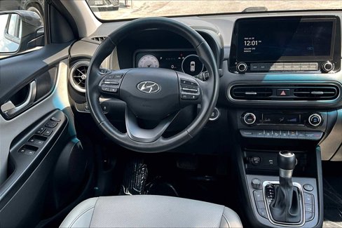 Certified 2022 Hyundai Kona Limited image 5