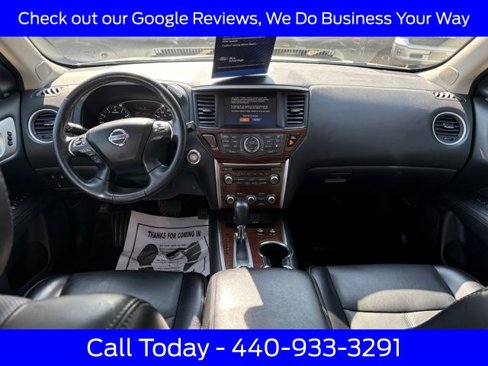Used 2020 Nissan Pathfinder Platinum image 15
