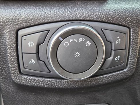 Used 2017 Ford F150 Lariat image 34