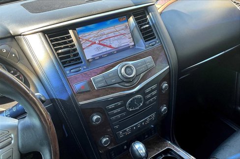 Used 2016 INFINITI QX80 Limited image 6