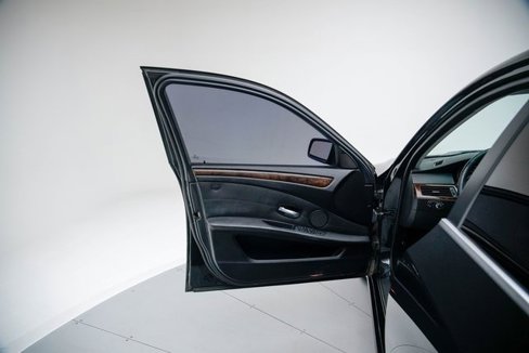 Used 2008 BMW 528xi Sedan image 22