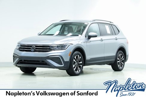 Used 2022 Volkswagen Tiguan S image 1