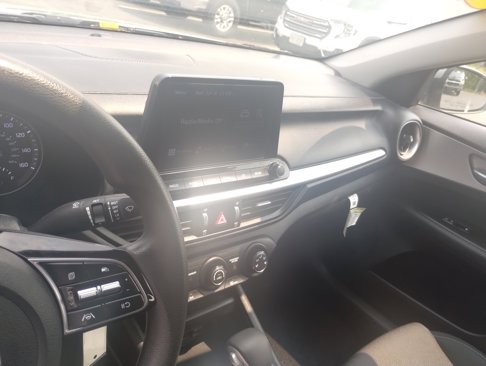 Used 2022 Kia Forte LXS w/ LXS Technology Package image 13