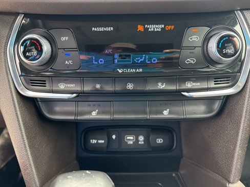 Used 2020 Hyundai Santa Fe SEL w/ Cargo Package image 25