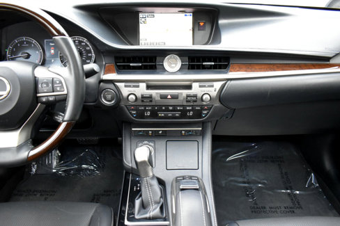 Used 2016 Lexus ES 350 image 19
