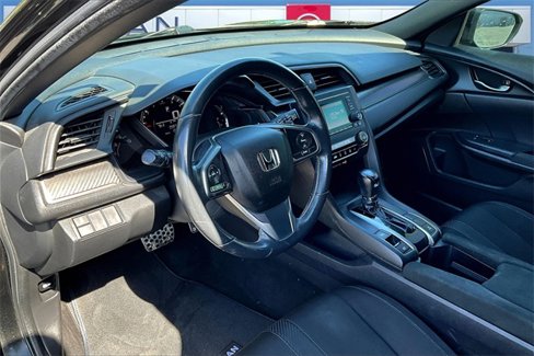 Used 2018 Honda Civic Sport image 14