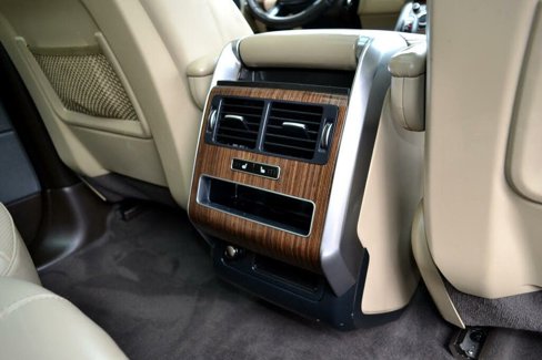 Used 2015 Land Rover Range Rover Sport HSE image 34
