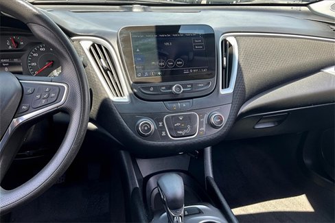 Used 2024 Chevrolet Malibu LS image 9
