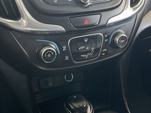 Used 2018 Chevrolet Equinox LT image 33