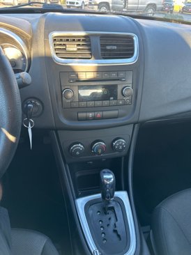 Used 2012 Dodge Avenger SE image 15