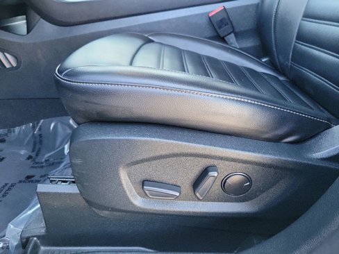 Used 2021 Ford Edge SEL w/ Convenience Package image 14