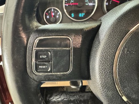 Used 2014 Jeep Wrangler Unlimited Rubicon w/ Max Tow Package image 11