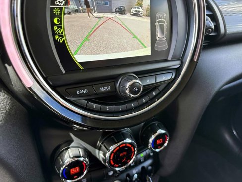 Used 2018 MINI Cooper 4-Door Hardtop image 21