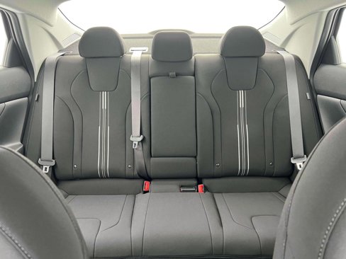 New 2025 Hyundai Elantra SEL image 16