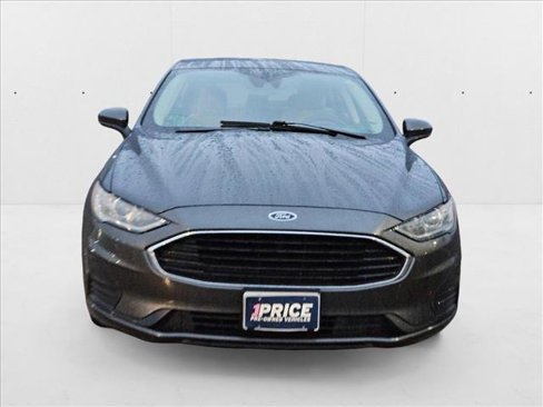 Used 2020 Ford Fusion S image 2